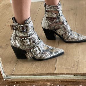 Jeffrey Campbell - Caceres Boot